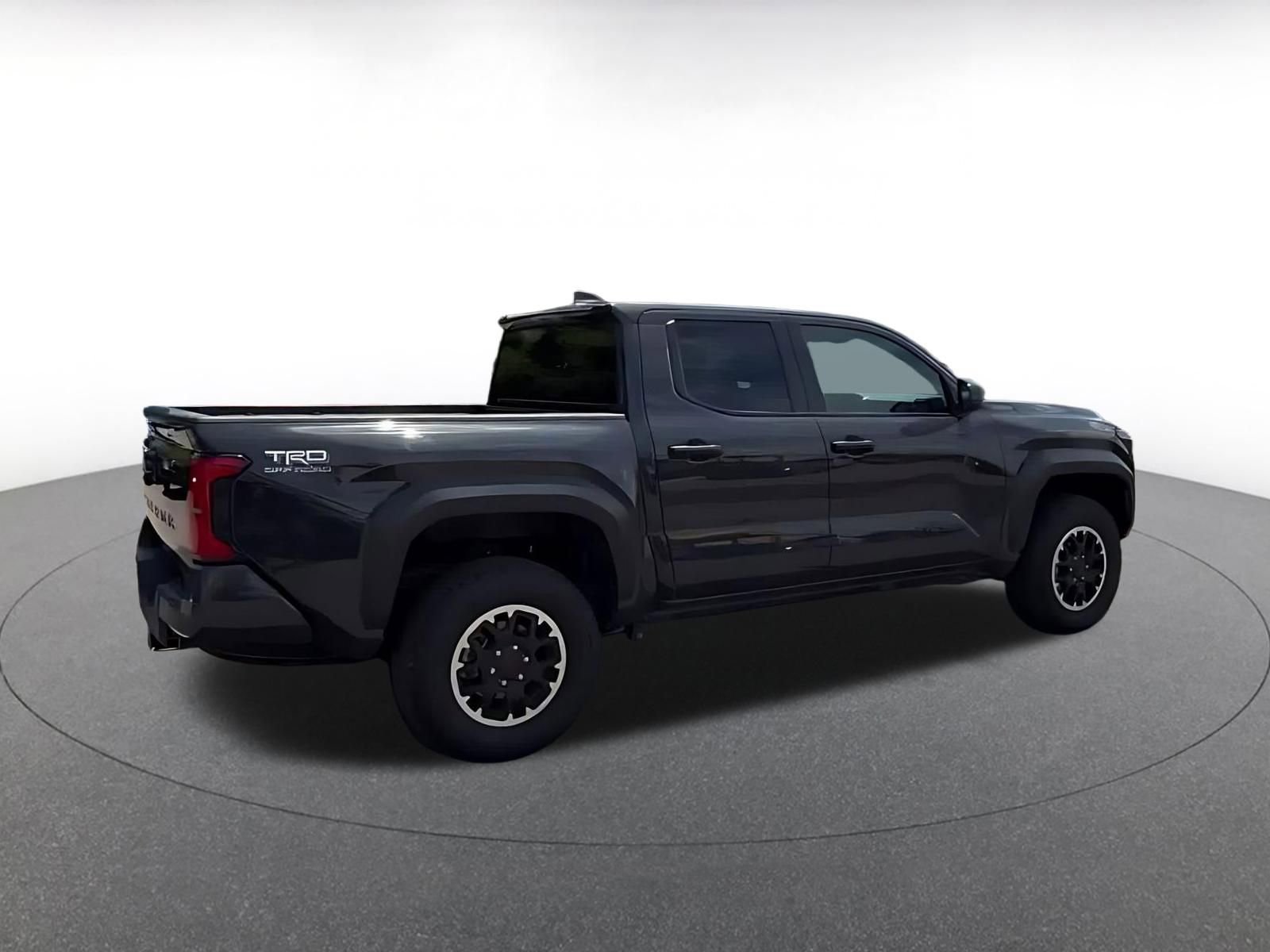 Used 2025 Toyota Tacoma TRD Off-Road AWD/4WD image 11