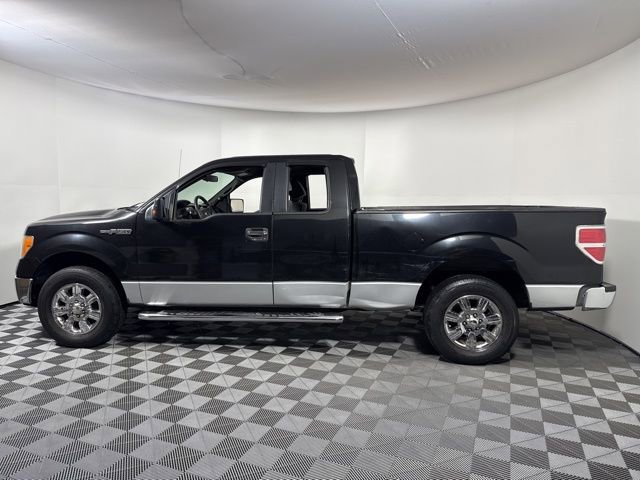 Used 2012 Ford F150 XLT w/ XLT Chrome Pkg image 4