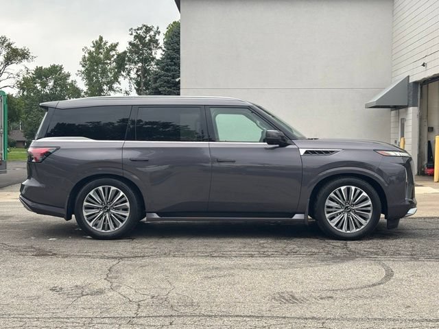 Used 2026 INFINITI QX80 Luxe w/ Cargo Package AWD/4WD image 2