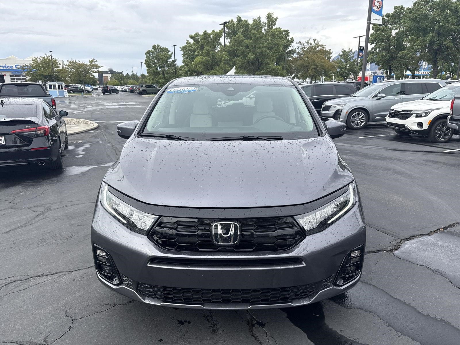 Certified 2026 Honda Odyssey Elite image 2