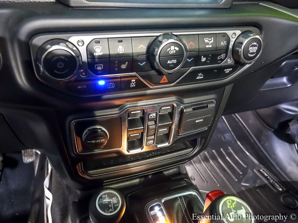 Used 2023 Jeep Wrangler Unlimited Sahara w/ Cold Weather Group image 19