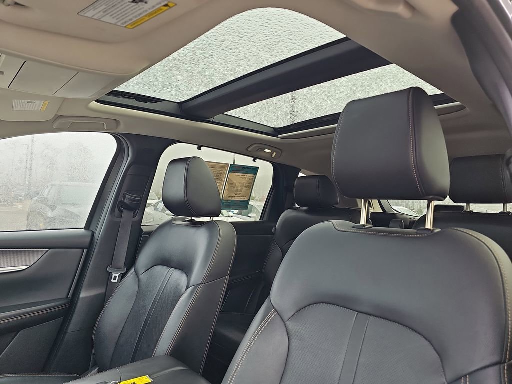 Used 2024 MAZDA CX-90 Plug-In Hybrid w/ Premium Pkg image 35