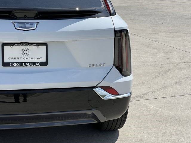 New 2027 Cadillac Optiq Luxury RWD image 8