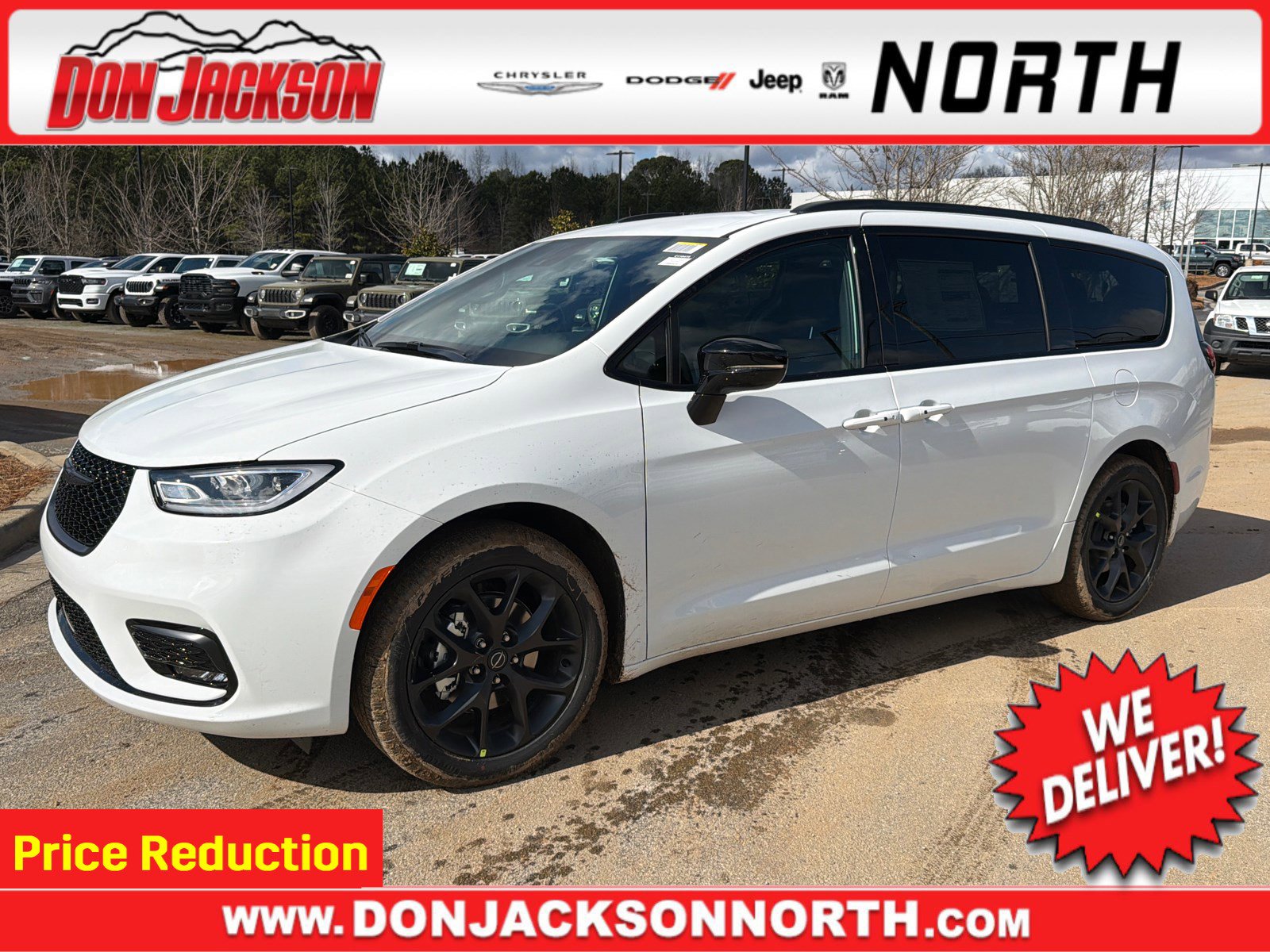 New 2026 Chrysler Pacifica Select image 1