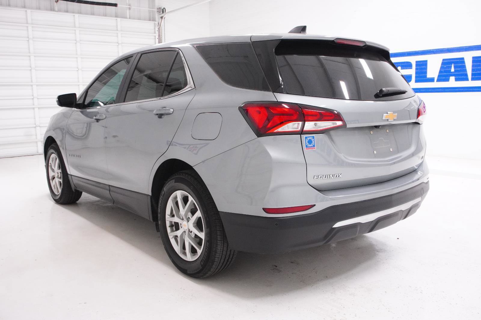 Used 2023 Chevrolet Equinox LT image 10