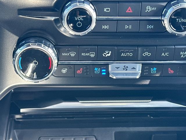 New 2026 Ford F250 Platinum w/ FX4 Off-Road Package image 27