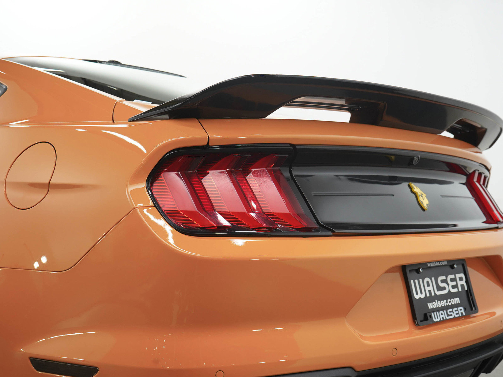 Used 2018 Ford Mustang GT Premium w/ GT Performance Package RWD image 13
