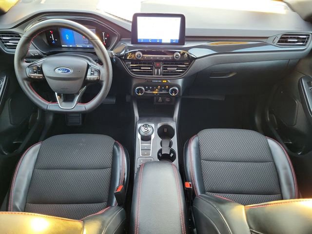 Used 2025 Ford Escape ST-Line image 14