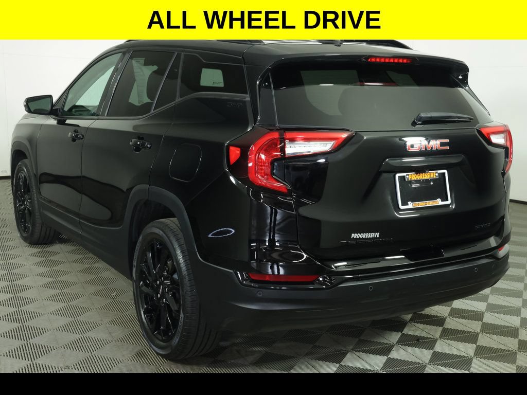 Used 2023 GMC Terrain SLT w/ Elevation Edition AWD/4WD image 6