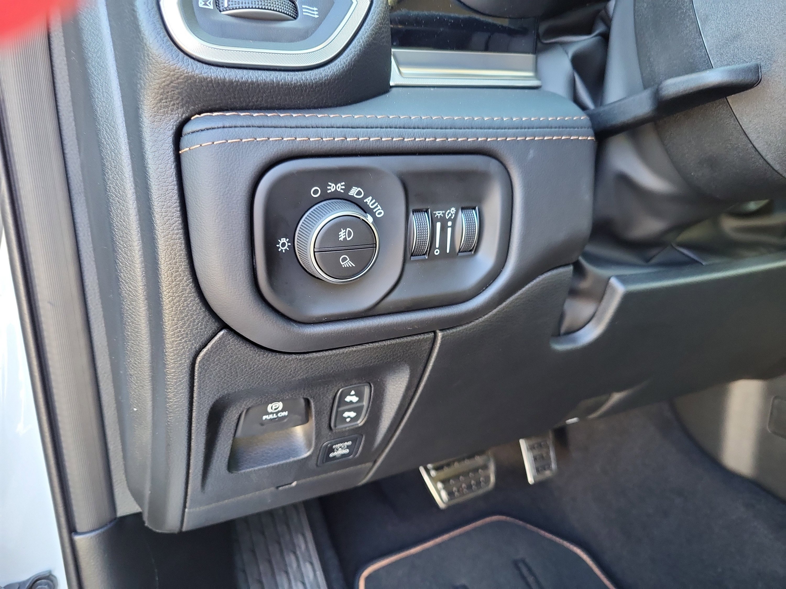 New 2026 RAM 1500 Tungsten w/ Off Road Group AWD/4WD image 24