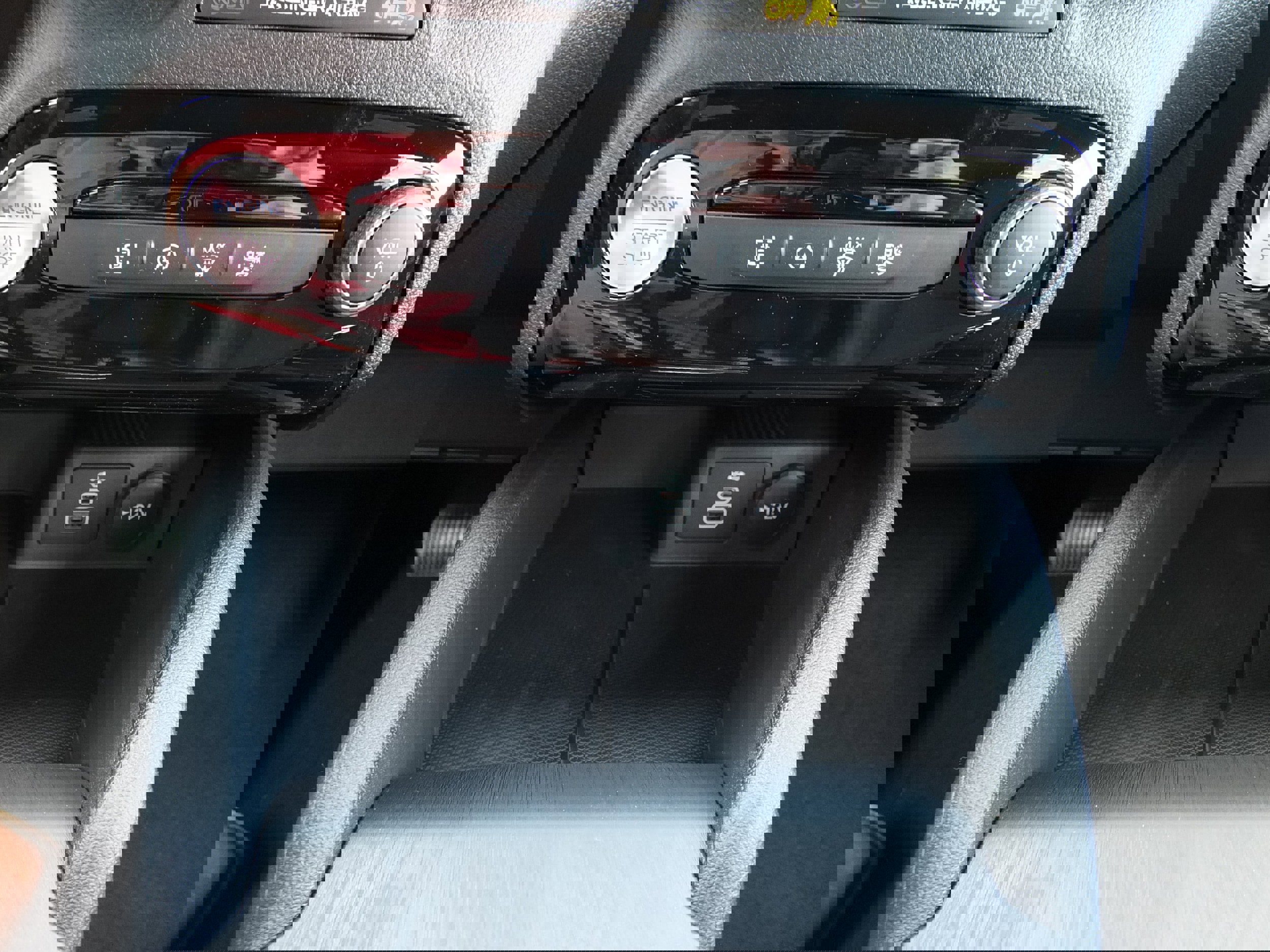 New 2026 Ford Escape ST-Line w/ Tech Pack #1 image 22