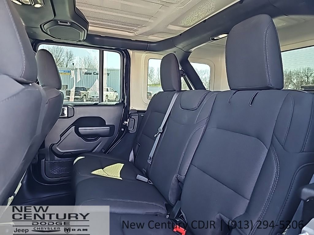 Used 2023 Jeep Wrangler Sport S image 18