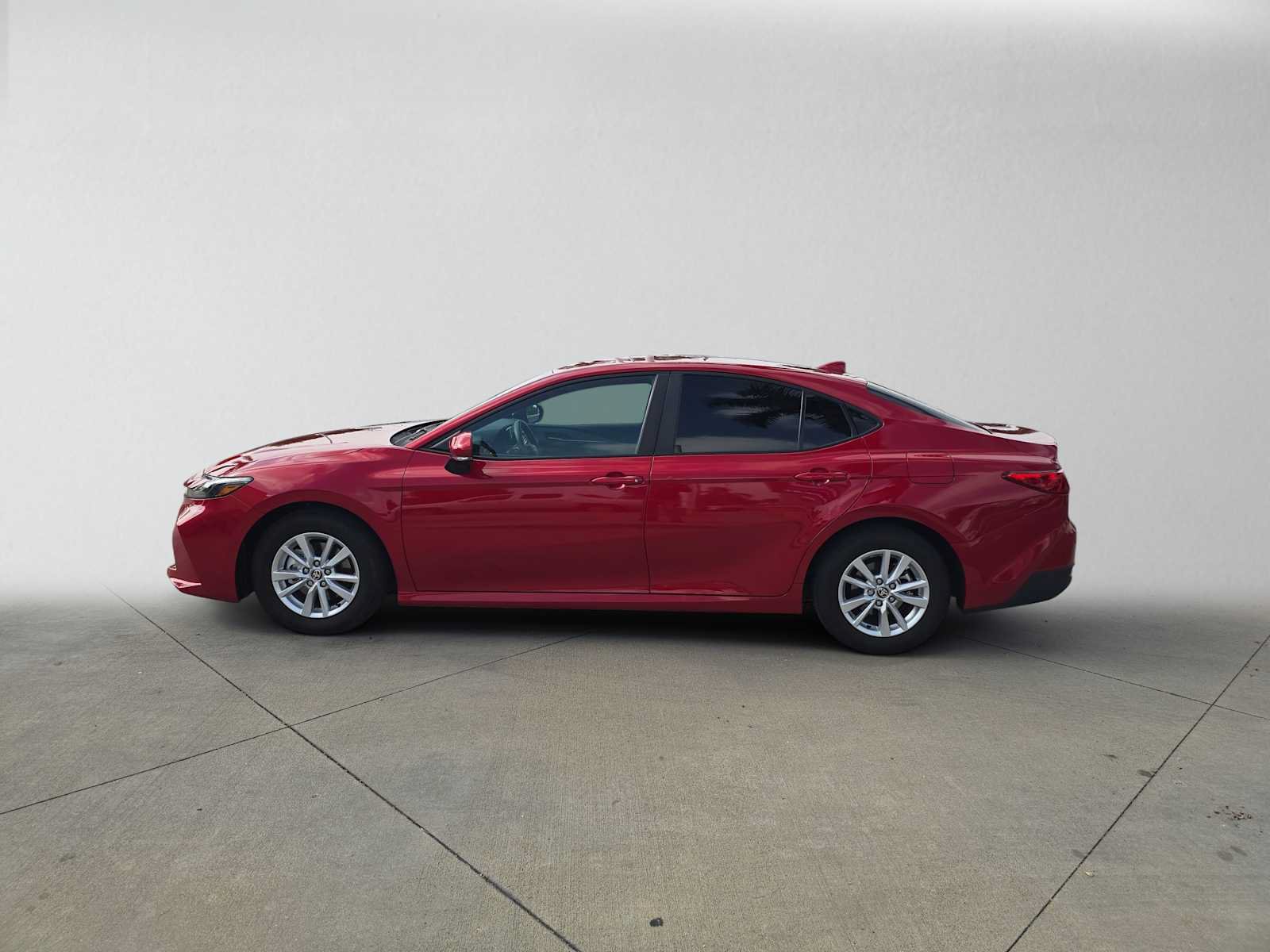 Certified 2025 Toyota Camry LE FWD image 6