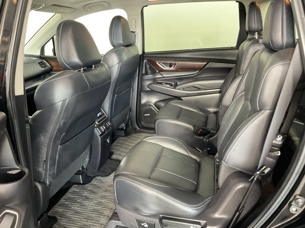 Used 2023 Subaru Ascent Touring AWD/4WD image 21