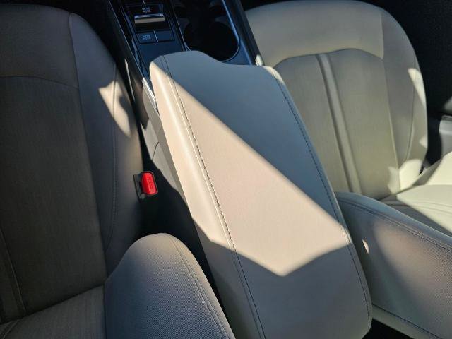 Used 2023 Hyundai Sonata SE FWD image 28