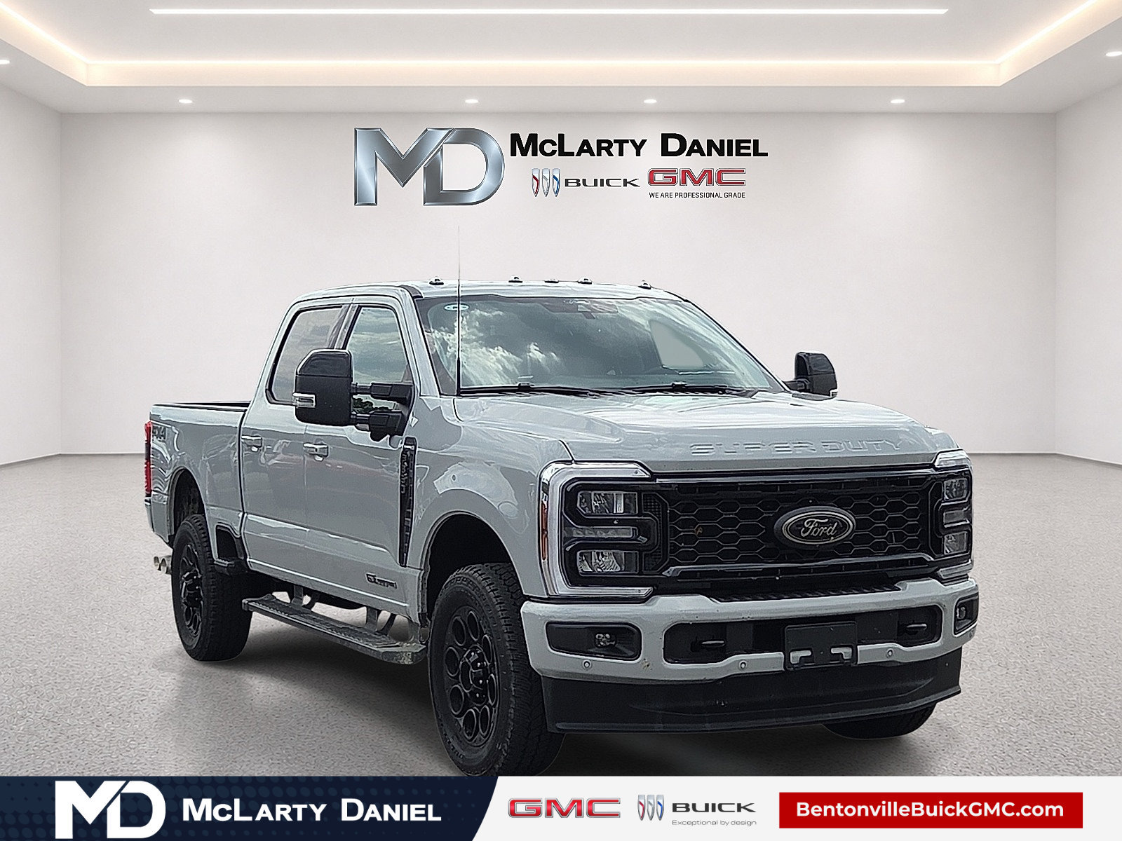 Used 2025 Ford F350 Lariat w/ Lariat Ultimate Package