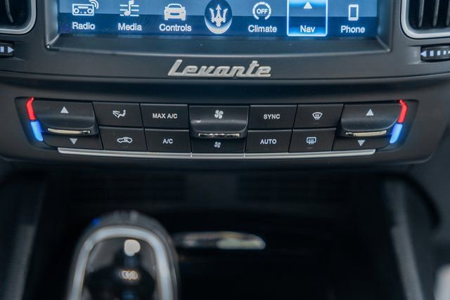 Used 2018 Maserati Levante S GranSport image 21