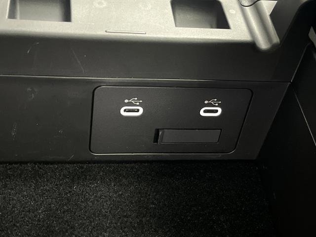 Used 2025 MAZDA CX-70 Plug-In Hybrid w/ Premium Pkg image 25