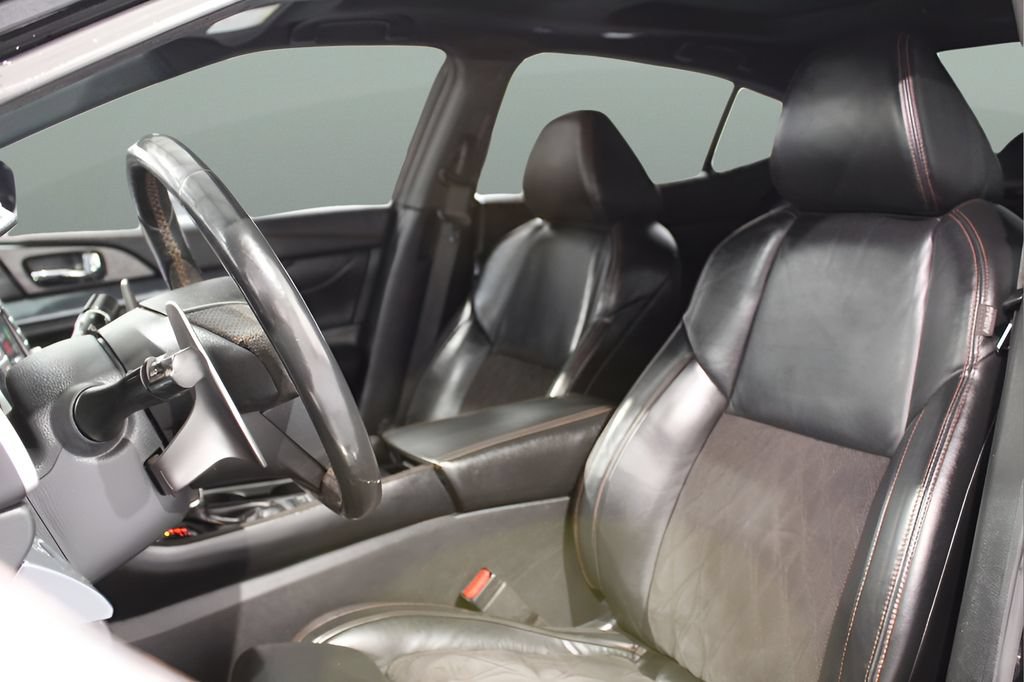 Used 2021 Nissan Maxima SR w/ Sport Mat Group FWD image 17
