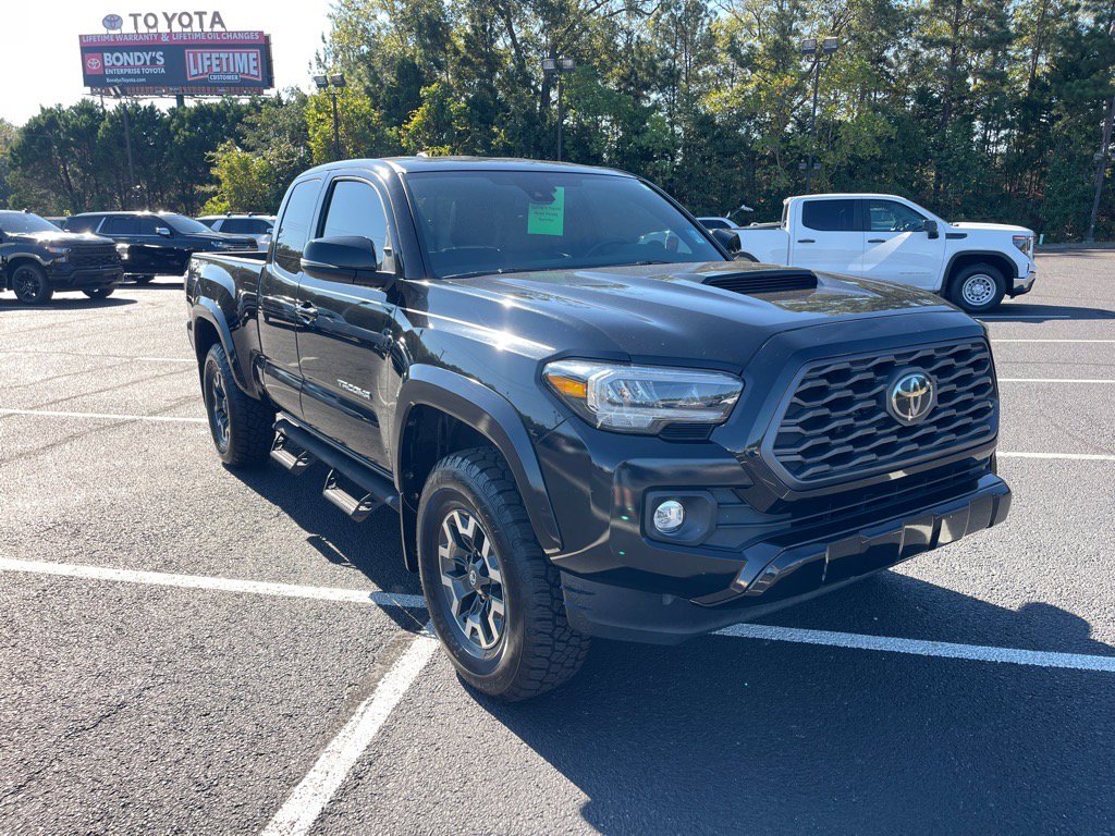 Used 2020 Toyota Tacoma TRD Sport image 1