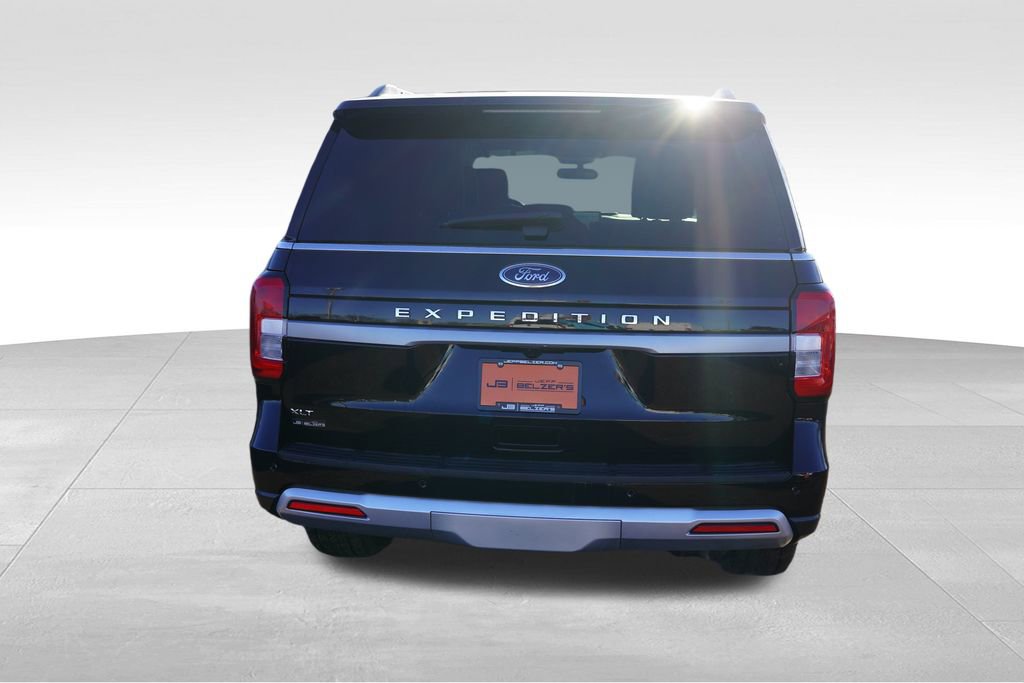 Certified 2024 Ford Expedition XLT image 6