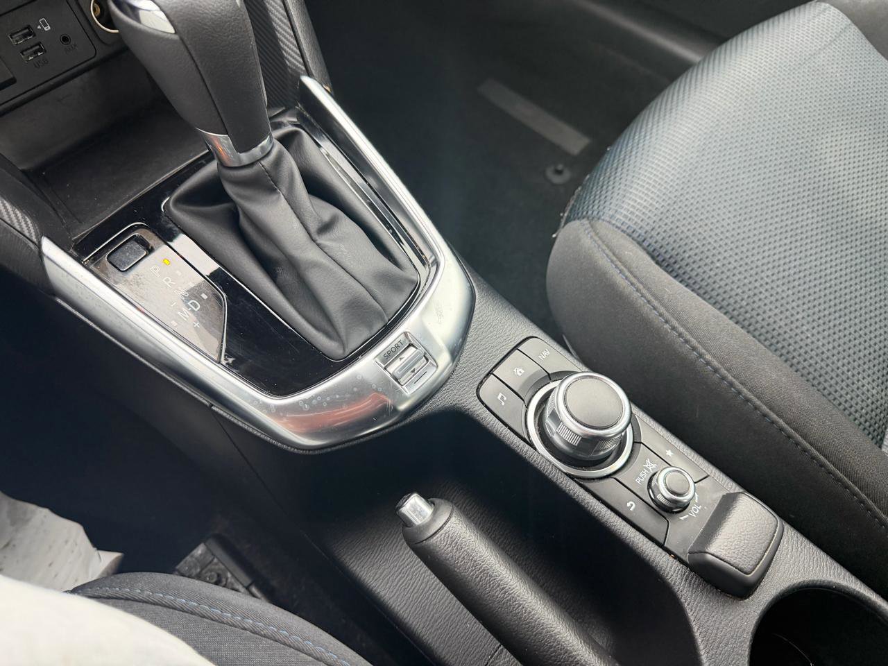 Used 2020 Toyota Yaris LE FWD image 21