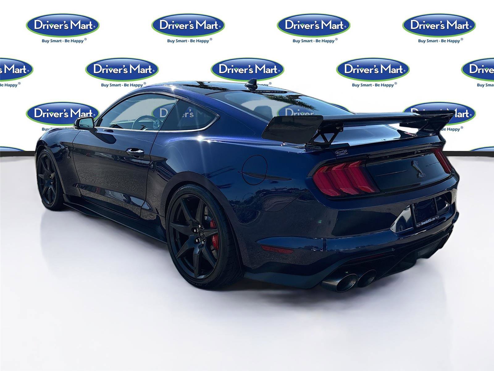 Used 2020 Ford Mustang Shelby GT500 w/ Carbon Fiber Track Pack image 6