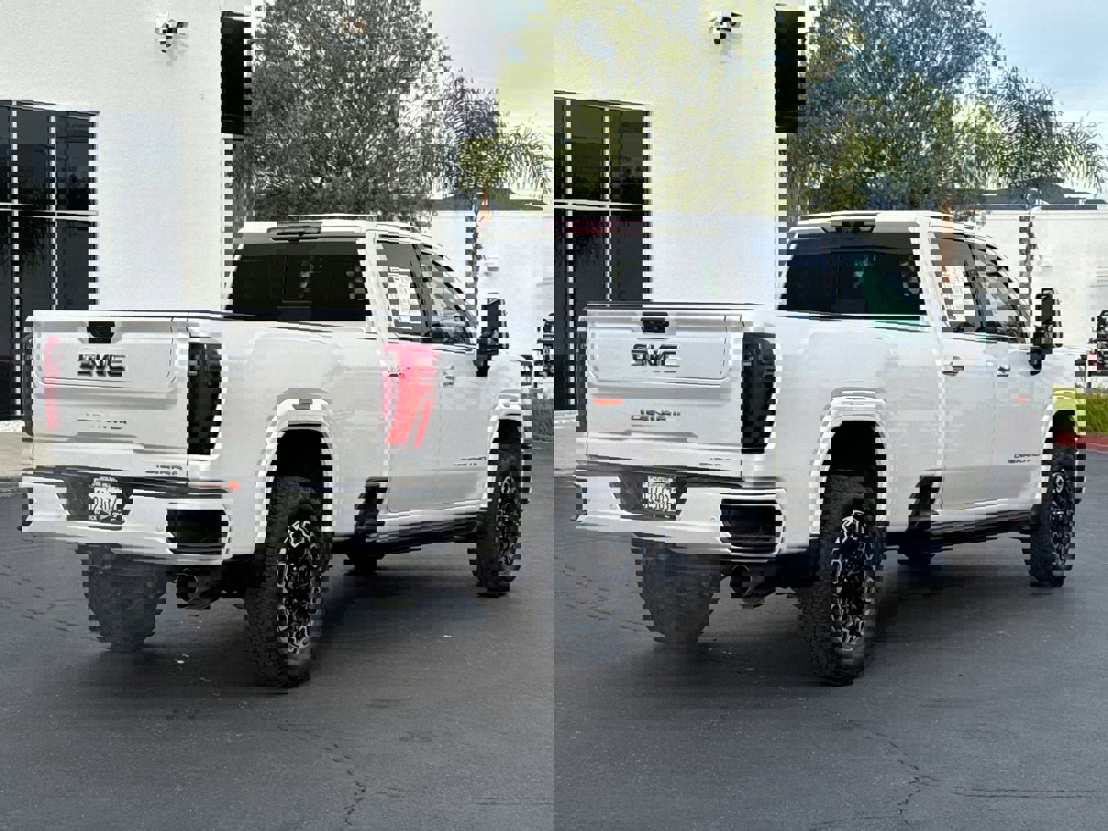 Certified 2024 GMC Sierra 3500 Denali Ultimate image 14