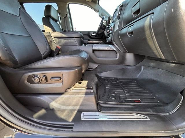 Used 2021 Chevrolet Silverado 2500 LTZ w/ LTZ Convenience Package image 27