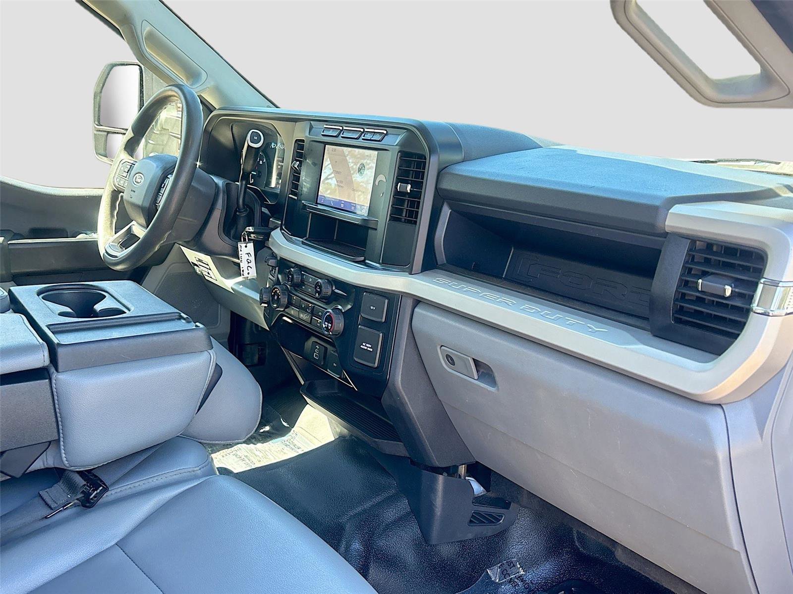Used 2023 Ford F250 XL w/ FX4 Off-Road Package image 26