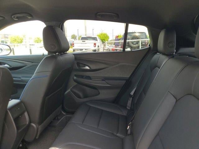 Used 2024 Buick Envista Sport Touring w/ Convenience I Package image 11