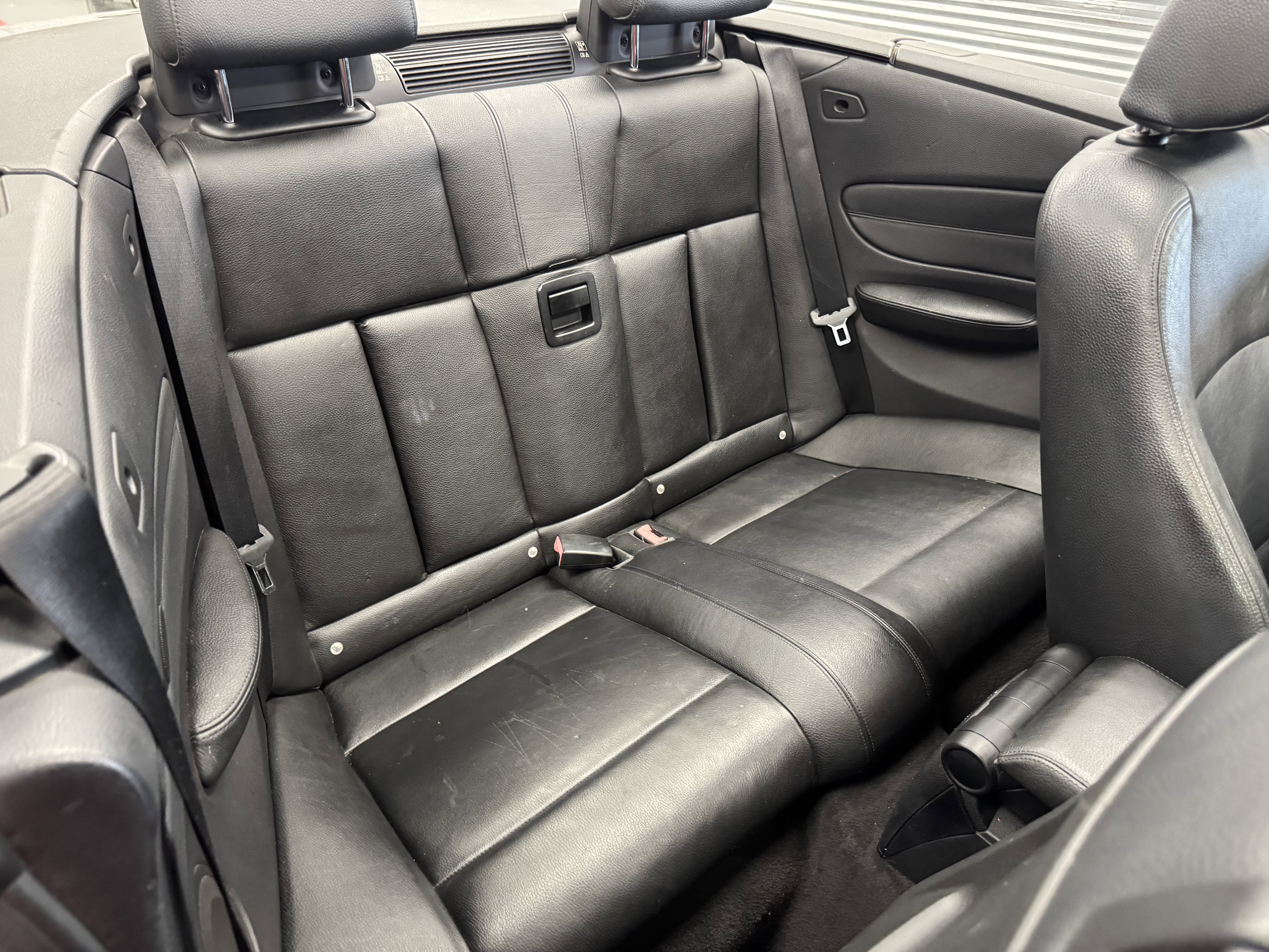 Used 2012 BMW 135i Convertible image 21