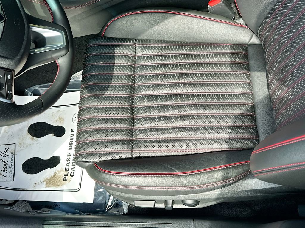 Used 2024 Genesis G70 2.5T w/ Sport Prestige Package image 20