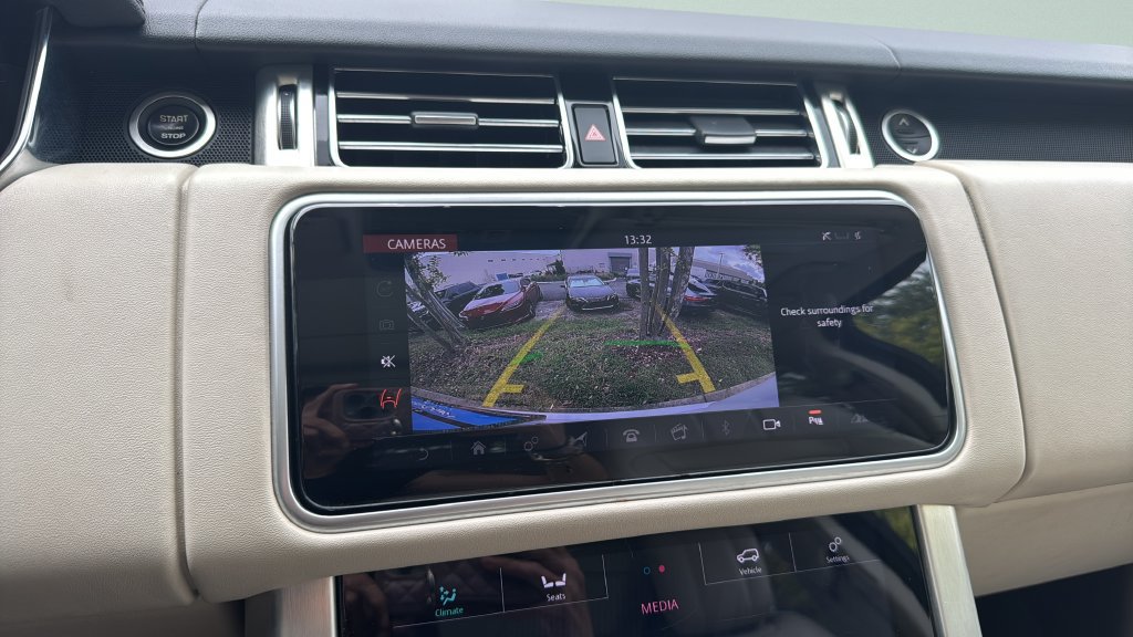 Used 2018 Land Rover Range Rover Supercharged AWD/4WD image 14