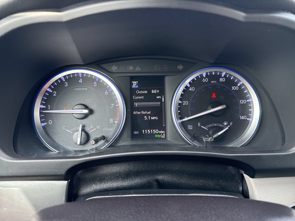Used 2019 Toyota Highlander XLE AWD/4WD image 14