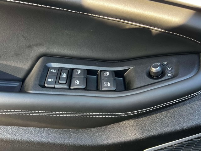 Used 2026 Jeep Grand Cherokee Limited AWD/4WD image 16
