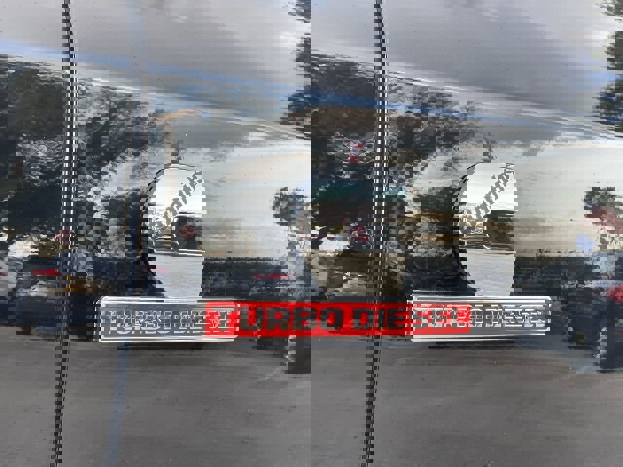 Used 2024 RAM 3500 Tradesman w/ Chrome Appearance Group image 9