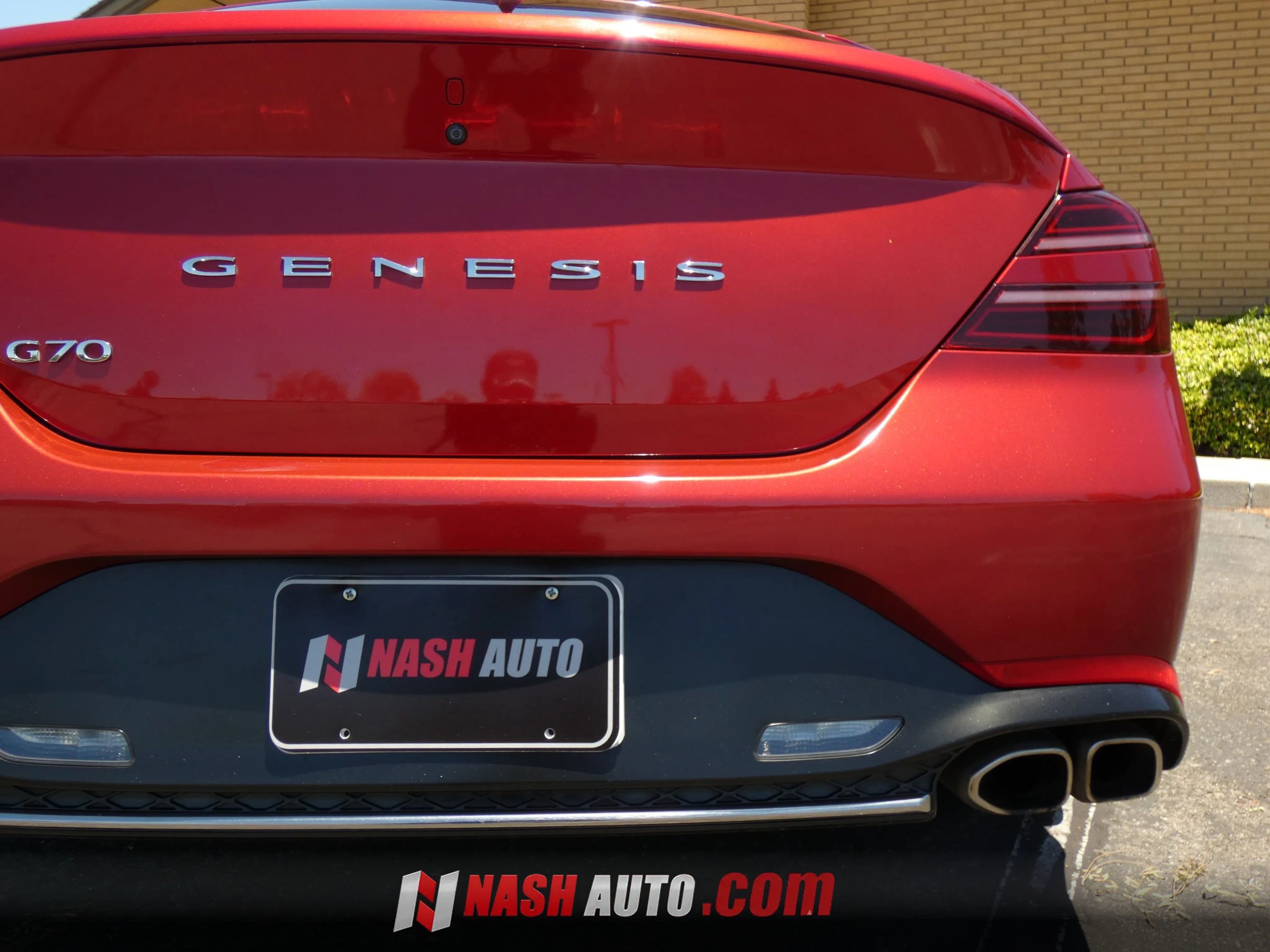 Used 2022 Genesis G70 2.0T RWD image 8