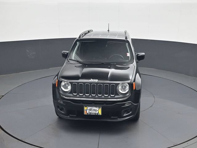 Used 2018 Jeep Renegade Latitude w/ Cold Weather Group AWD/4WD image 14