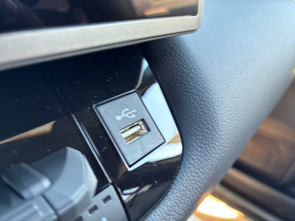 New 2026 Toyota Tundra Limited AWD/4WD image 28
