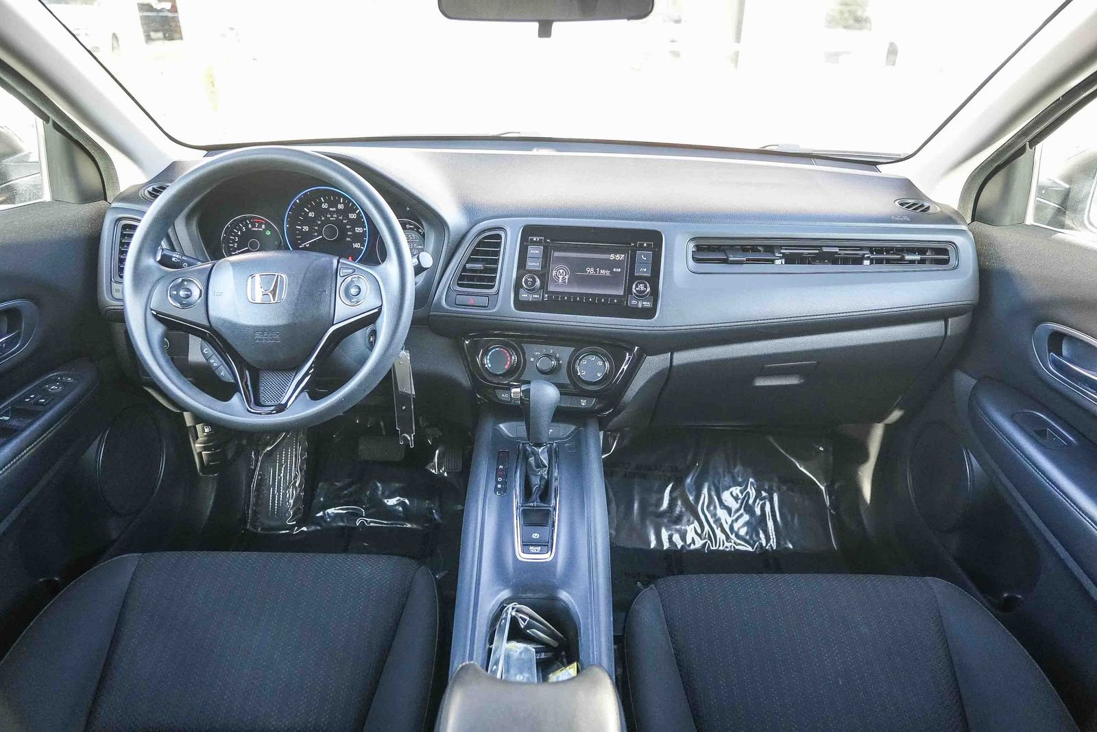 Used 2016 Honda HR-V LX image 12