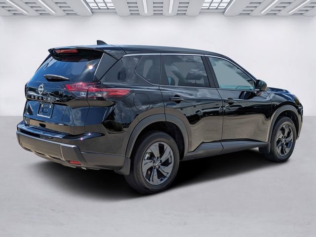 Used 2026 Nissan Rogue SV FWD image 4