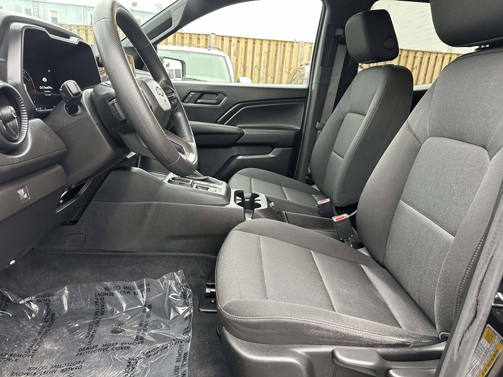 Certified 2024 Chevrolet Colorado W/T image 22