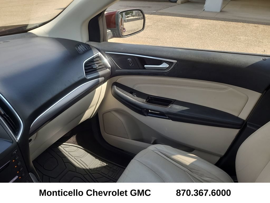 Used 2015 Ford Edge Titanium w/ Equipment Group 302A AWD/4WD image 27