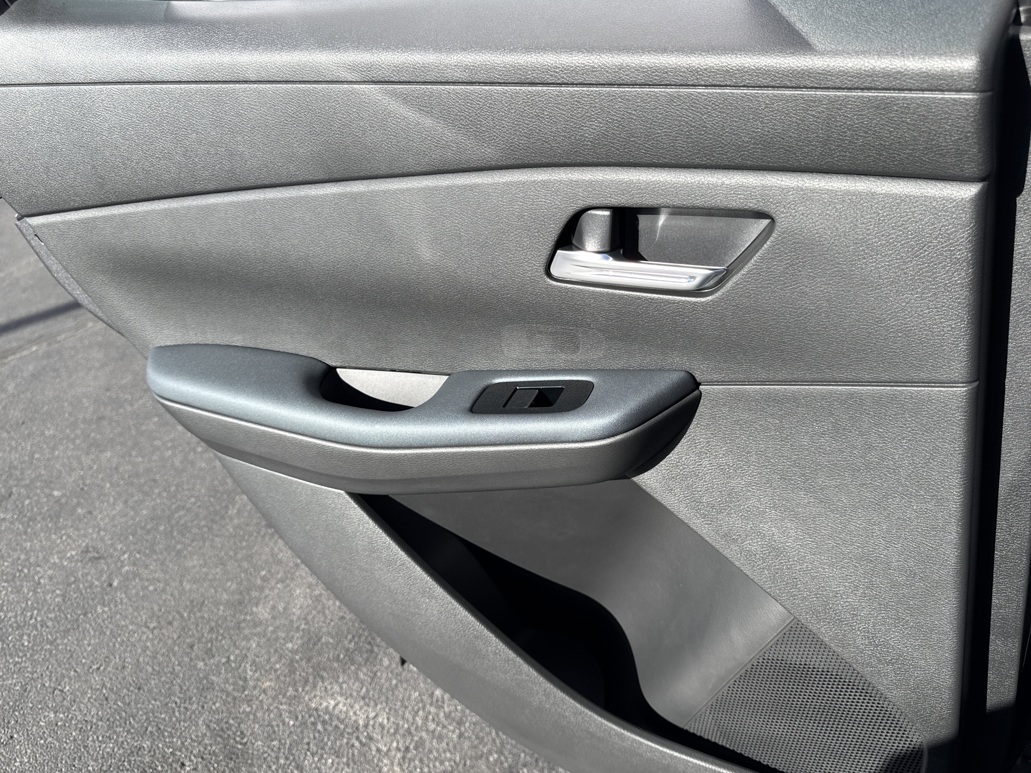 New 2026 Nissan Leaf SV+ FWD image 11
