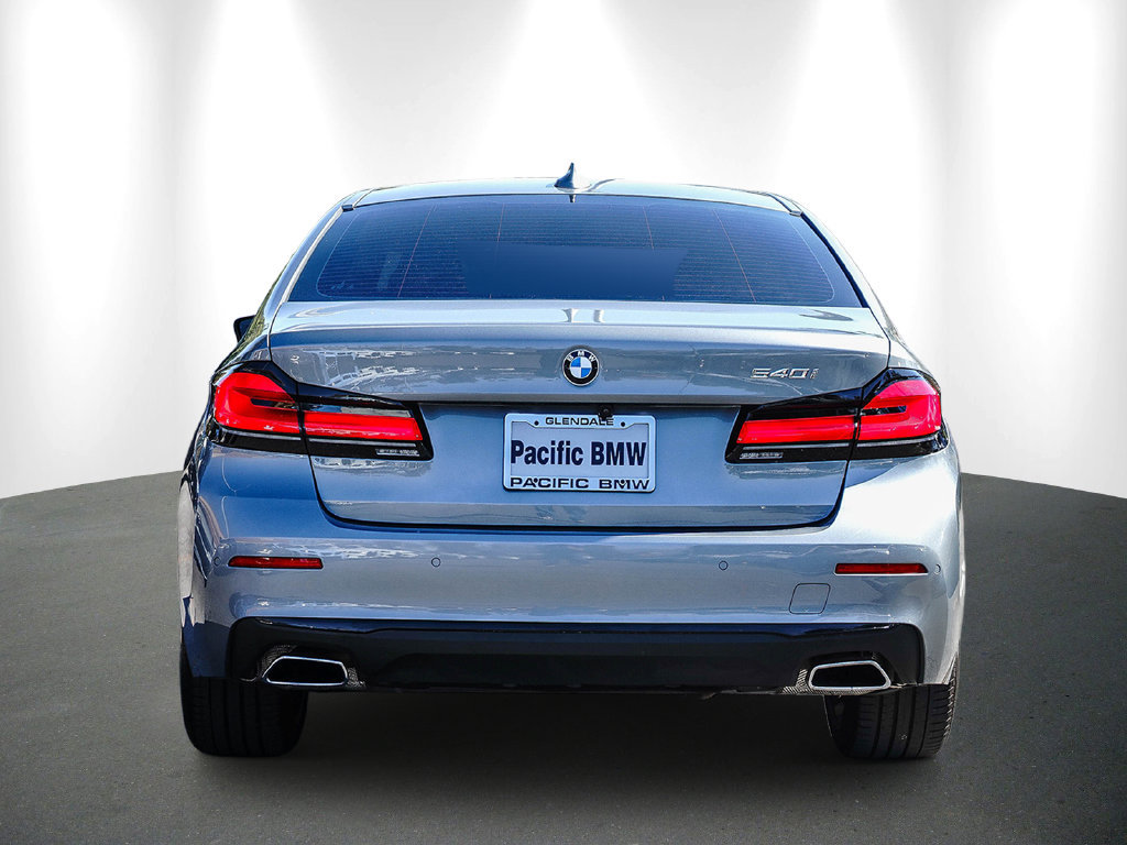 Certified 2023 BMW 540i w/ Convenience Package RWD image 5