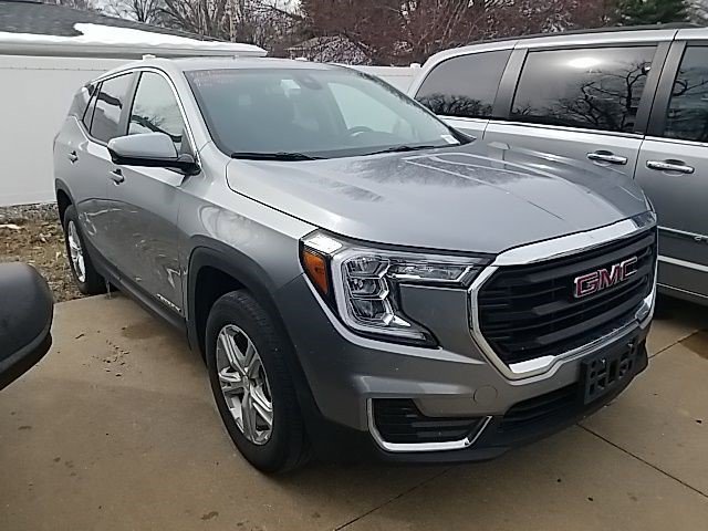 Certified 2024 GMC Terrain SLE image 2