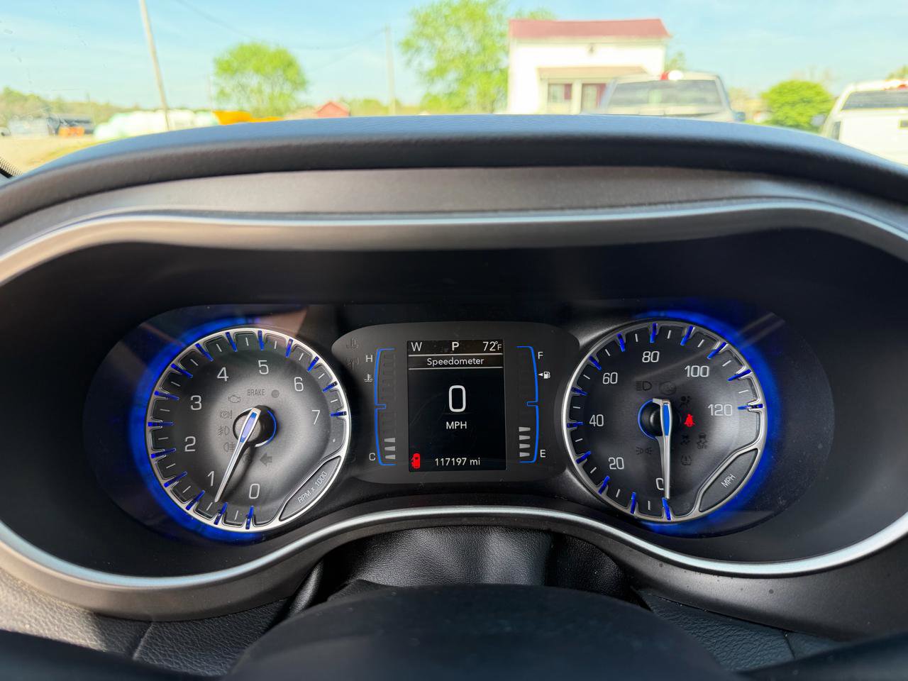 Used 2020 Chrysler Pacifica Touring-L image 15