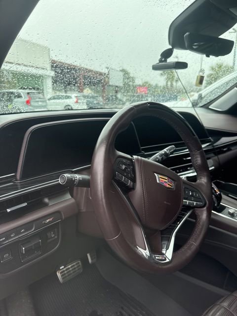 Used 2023 Cadillac Escalade V w/ Heavy-Duty Trailer Package image 9