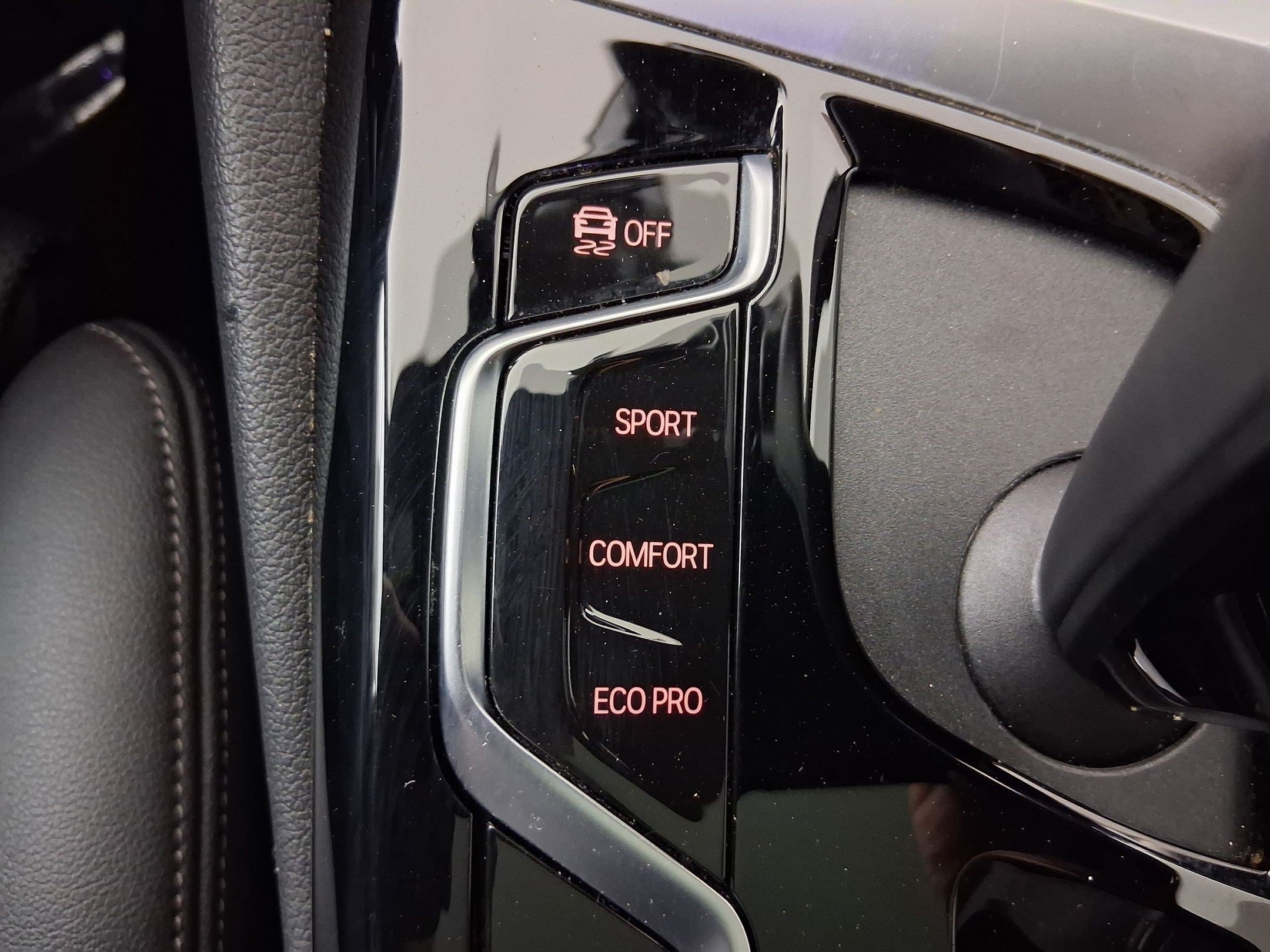 Certified 2023 BMW 530i w/ Premium Package RWD image 18